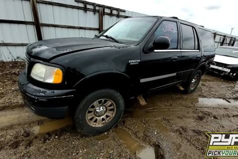 Photo of 2002 Ford Expedition