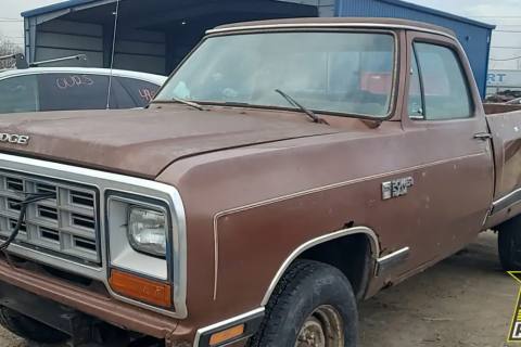 Photo of 1984 Dodge Ram 250