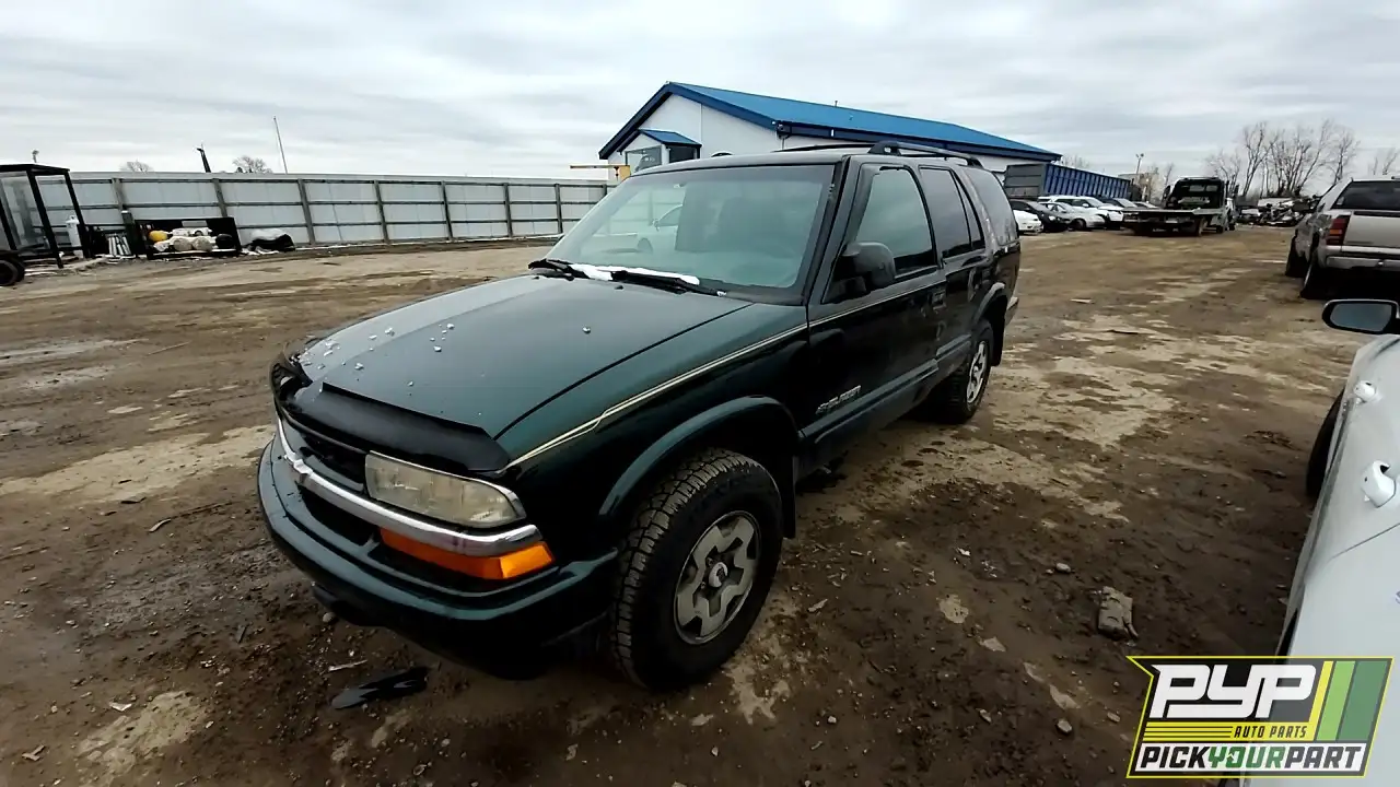 Photo of 2004 Chevrolet Blazer