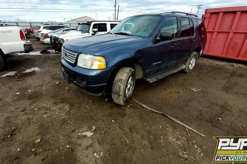 Photo of 2004 Ford Explorer