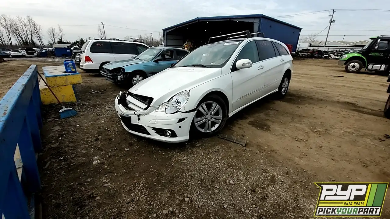 Photo of 2008 Mercedes-Benz R350