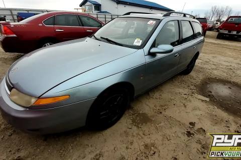 Photo of 2002 Saturn Lw200