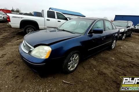 Photo of 2005 Ford Five Hundred