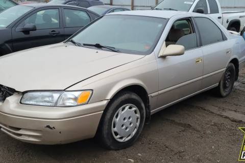 Photo of 1998 Toyota Camry