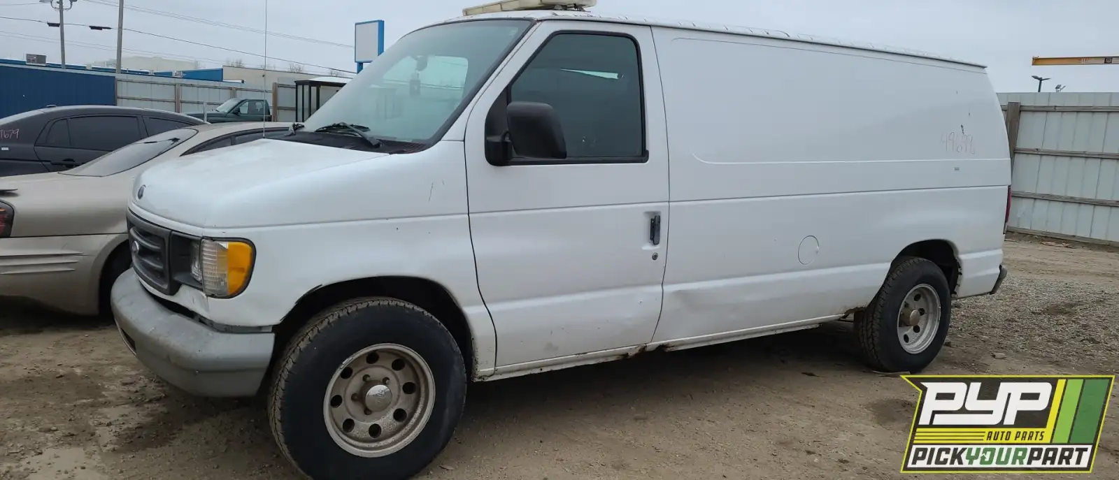 Photo of 1999 Ford E-150 Econoline