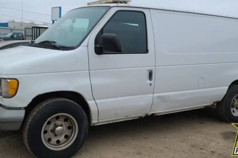 Photo of 1999 Ford E-150 Econoline