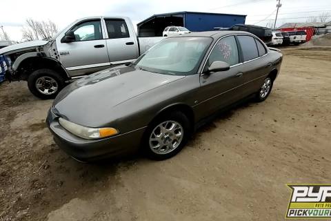 Photo of 2000 Oldsmobile Intrigue
