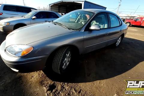 Photo of 2006 Ford Taurus