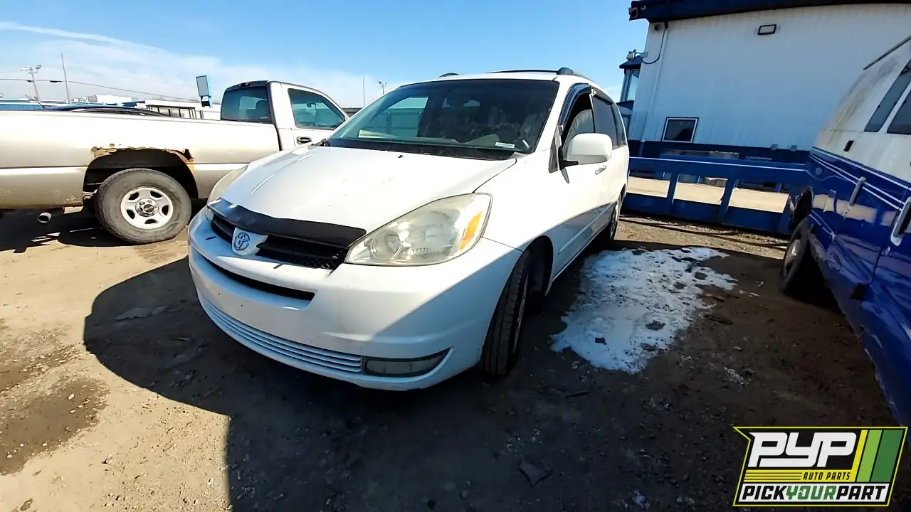 Photo of 2004 Toyota Sienna
