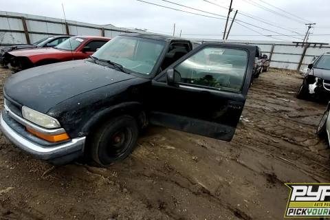 Photo of 2002 Chevrolet S10