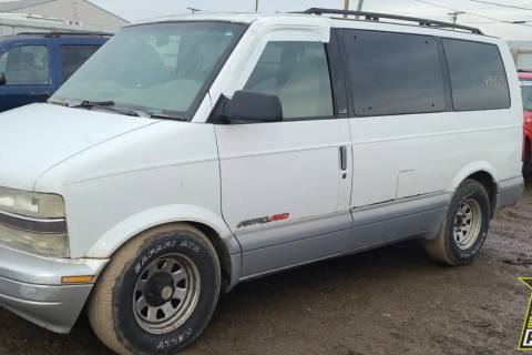 Photo of 1998 Chevrolet Astro