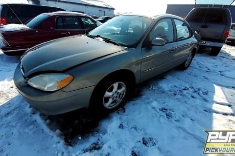 Photo of 2003 Ford Taurus