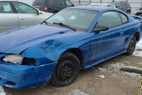Photo of 1998 Ford Mustang