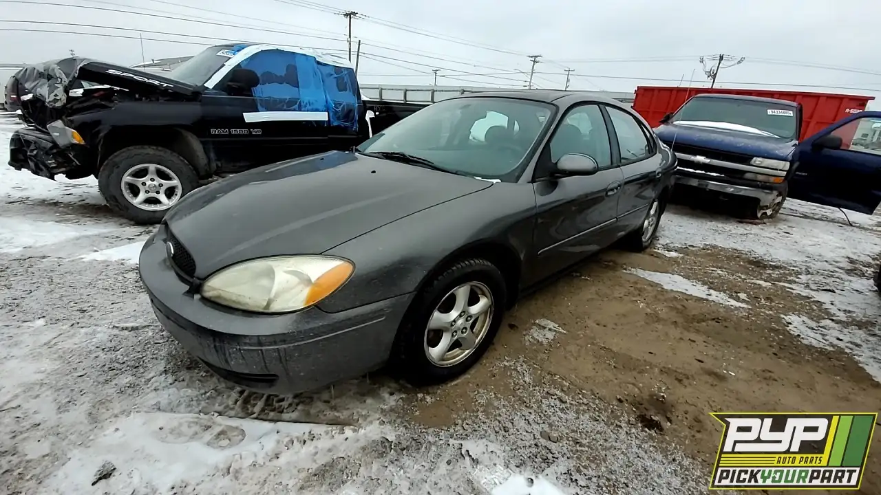 Photo of 2004 Ford Taurus