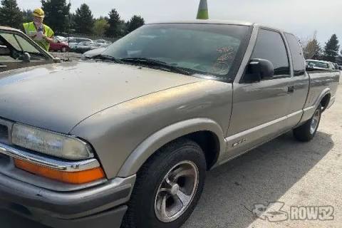 Photo of 2000 Chevrolet S10 Pickup