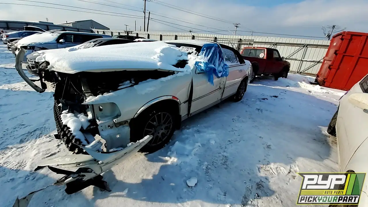 Photo of 2004 Lincoln Town Car