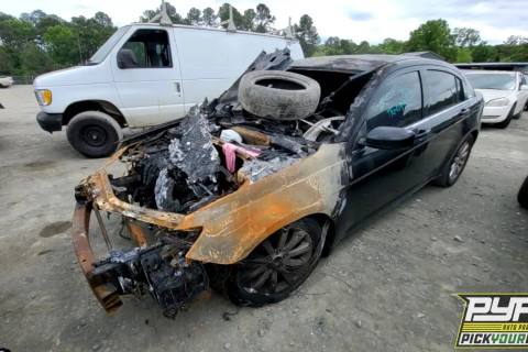Photo of 2013 Chrysler 200