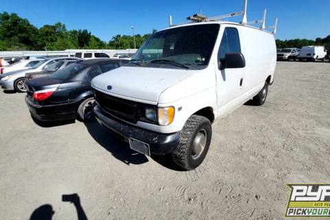 Photo of 2000 Ford E-350 Super Duty