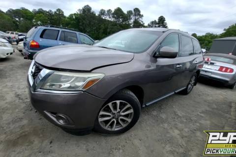 Photo of 2014 Nissan Pathfinder