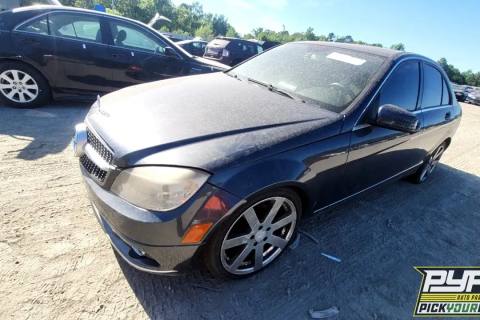 Photo of 2010 Mercedes-Benz C300