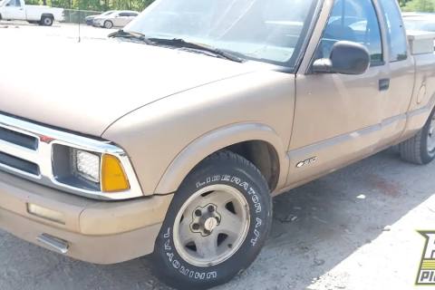 Photo of 1997 Chevrolet S10