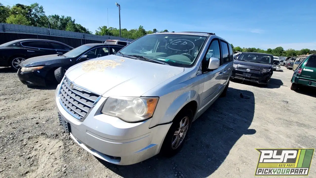 Photo of 2008 Chrysler Town & Country