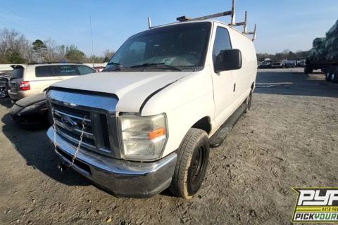 Photo of 2010 Ford E-250