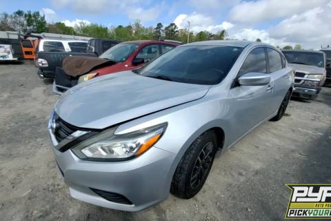 Photo of 2016 Nissan Altima