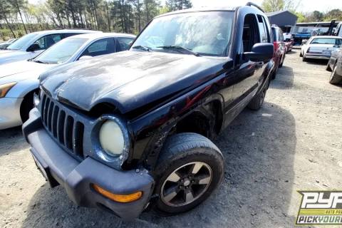 Photo of 2003 Jeep Liberty
