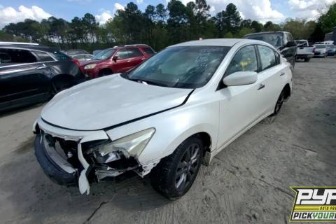 Photo of 2015 Nissan Altima