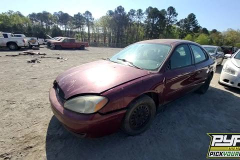 Photo of 2006 Ford Taurus