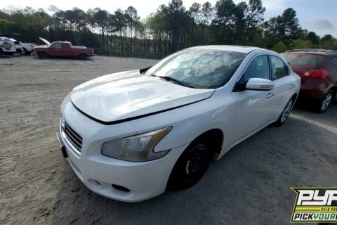 Photo of 2010 Nissan Maxima