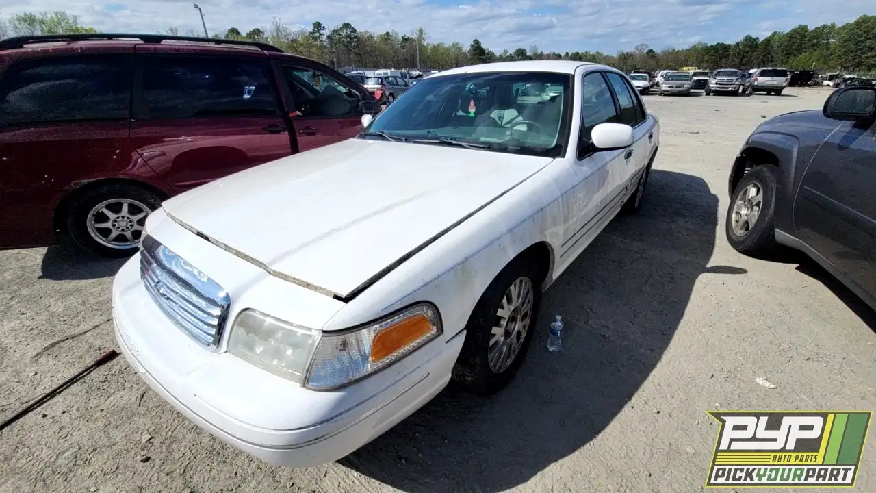 Photo of 2003 Ford Crown Victoria