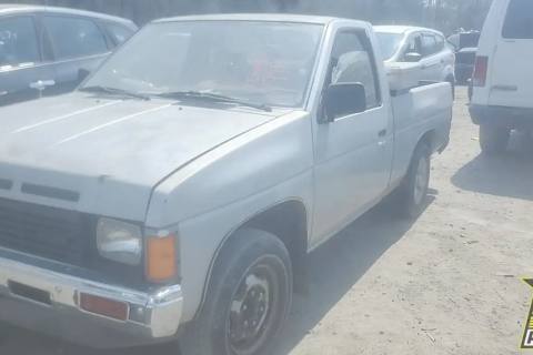 Photo of 1987 Nissan D21