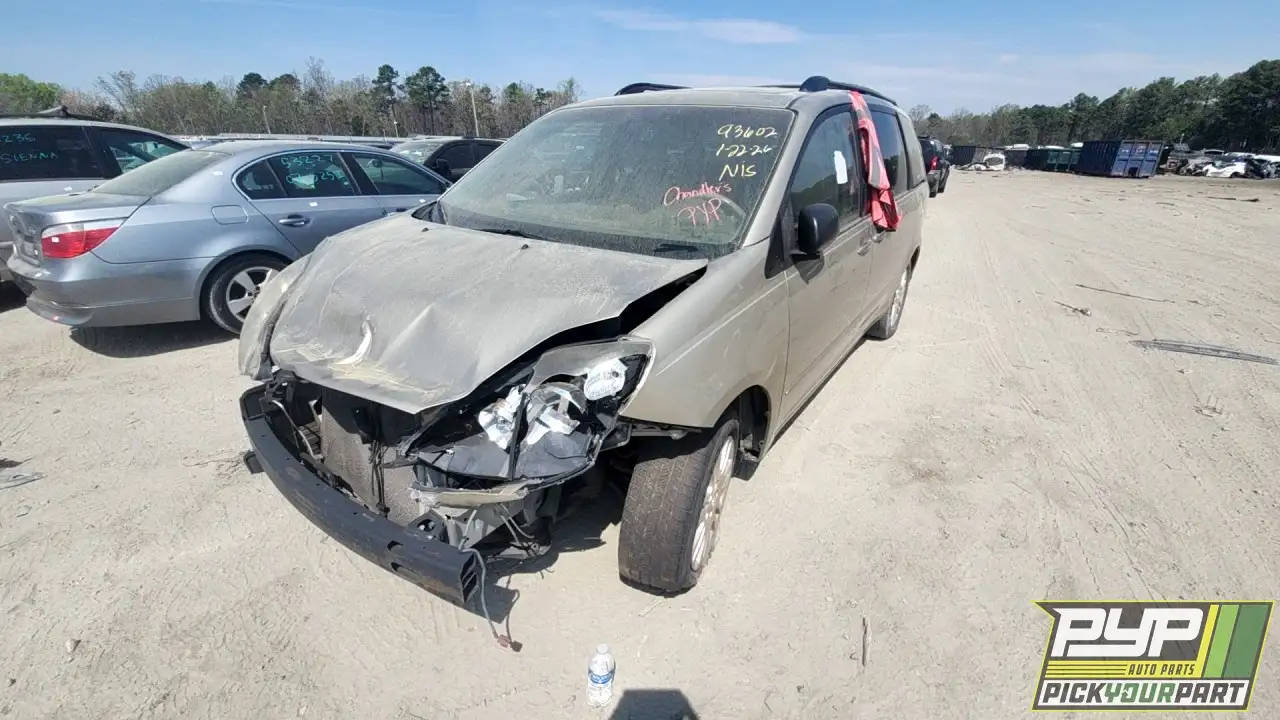 Photo of 2007 Toyota Sienna