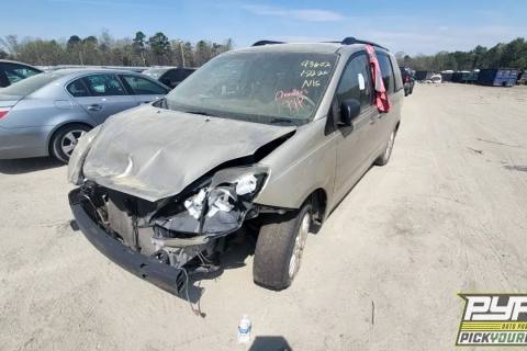 Photo of 2007 Toyota Sienna