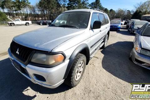Photo of 2003 Mitsubishi Montero Sport