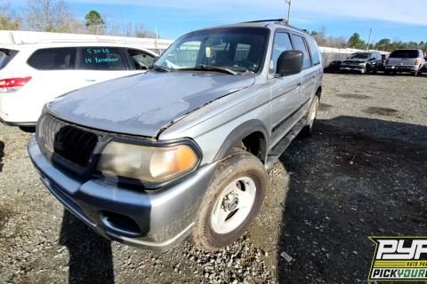 Photo of 2000 Mitsubishi Montero Sport