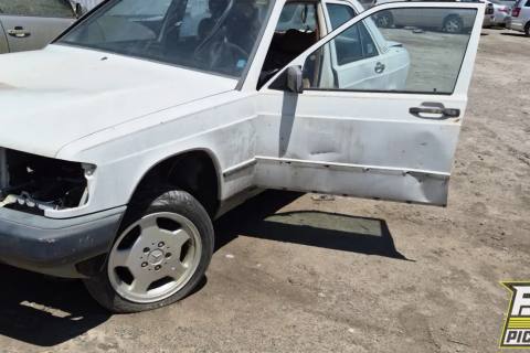 Photo of 1984 Mercedes-Benz 190-Class