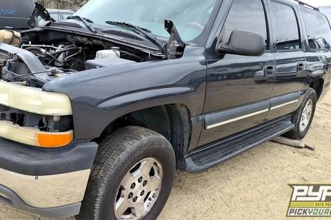 Photo of 2004 Chevrolet Suburban 1500
