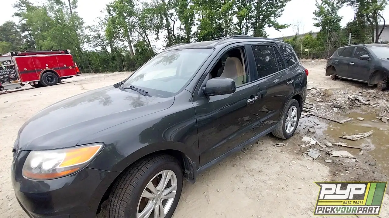 Photo of 2011 Hyundai Santa Fe
