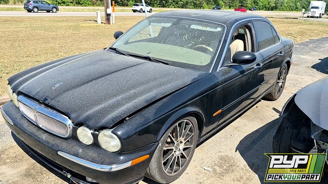 Photo of 2004 Jaguar Xj8