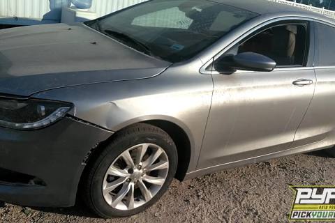 Photo of 2015 Chrysler 200