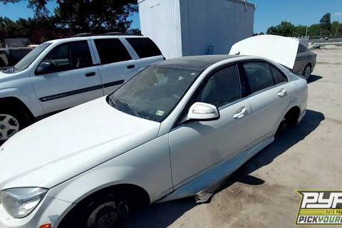 Photo of 2008 Mercedes-Benz C300