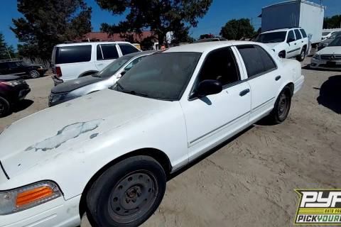 Photo of 2009 Ford Crown Victoria