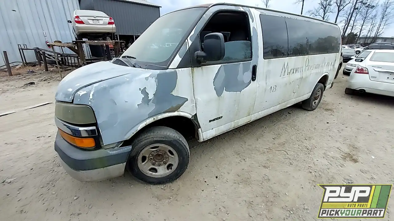 Photo of 2005 Chevrolet Express 3500