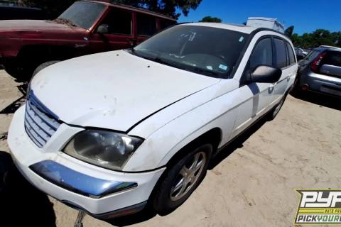Photo of 2004 Chrysler Pacifica