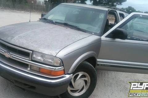 Photo of 2000 Chevrolet Blazer