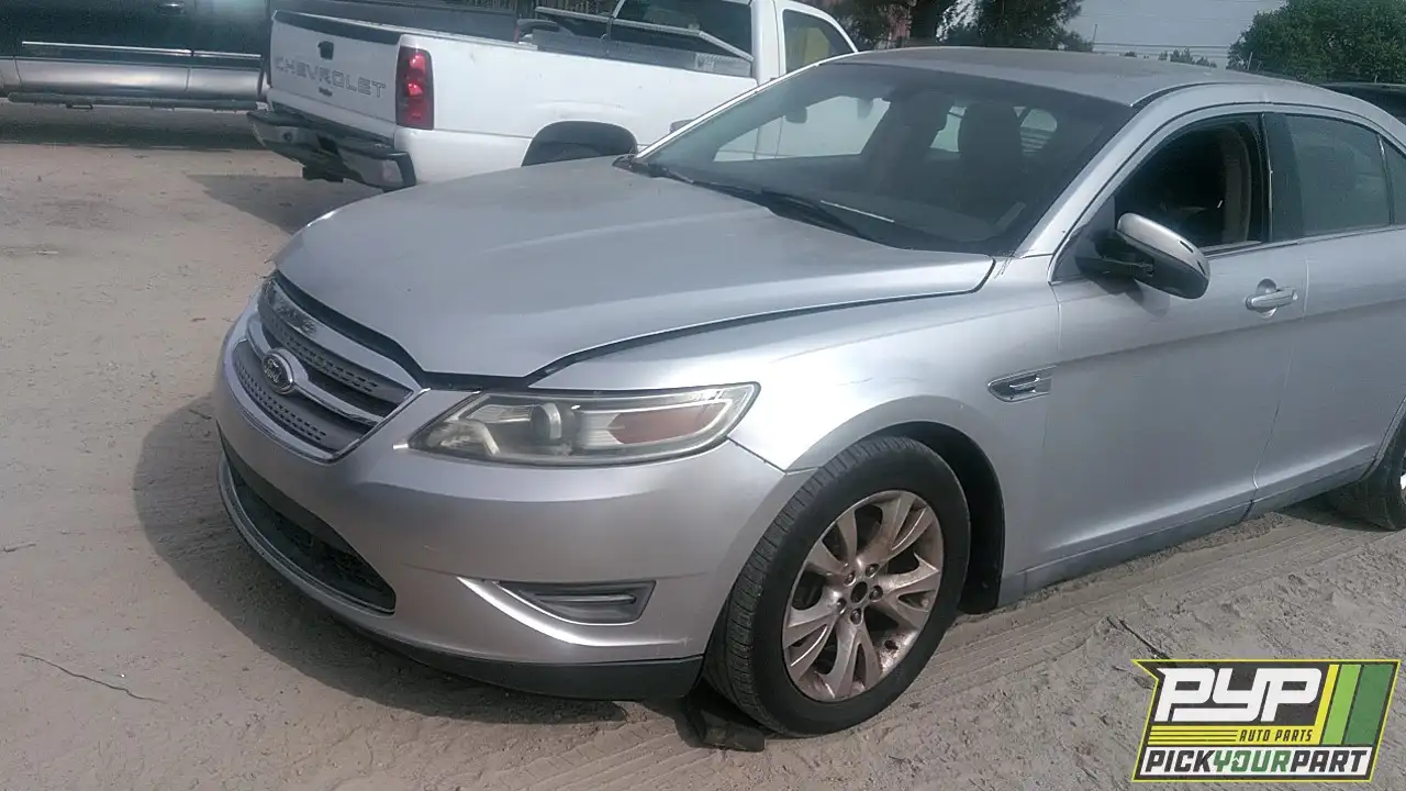 Photo of 2010 Ford Taurus