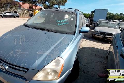 Photo of 2008 Kia Sedona